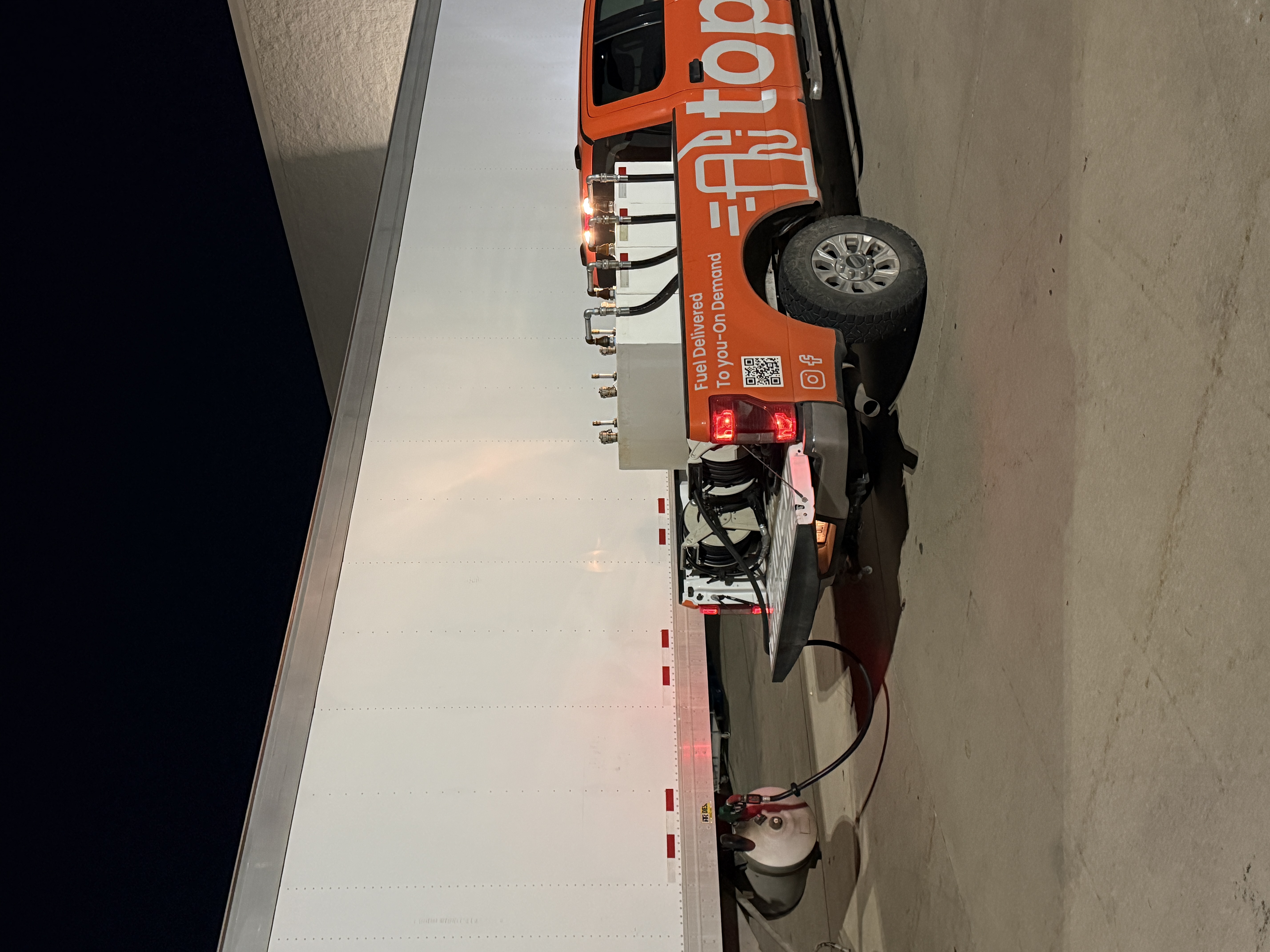 Bulk fleet fueling service for reefer trailer diesel delivery in Utah